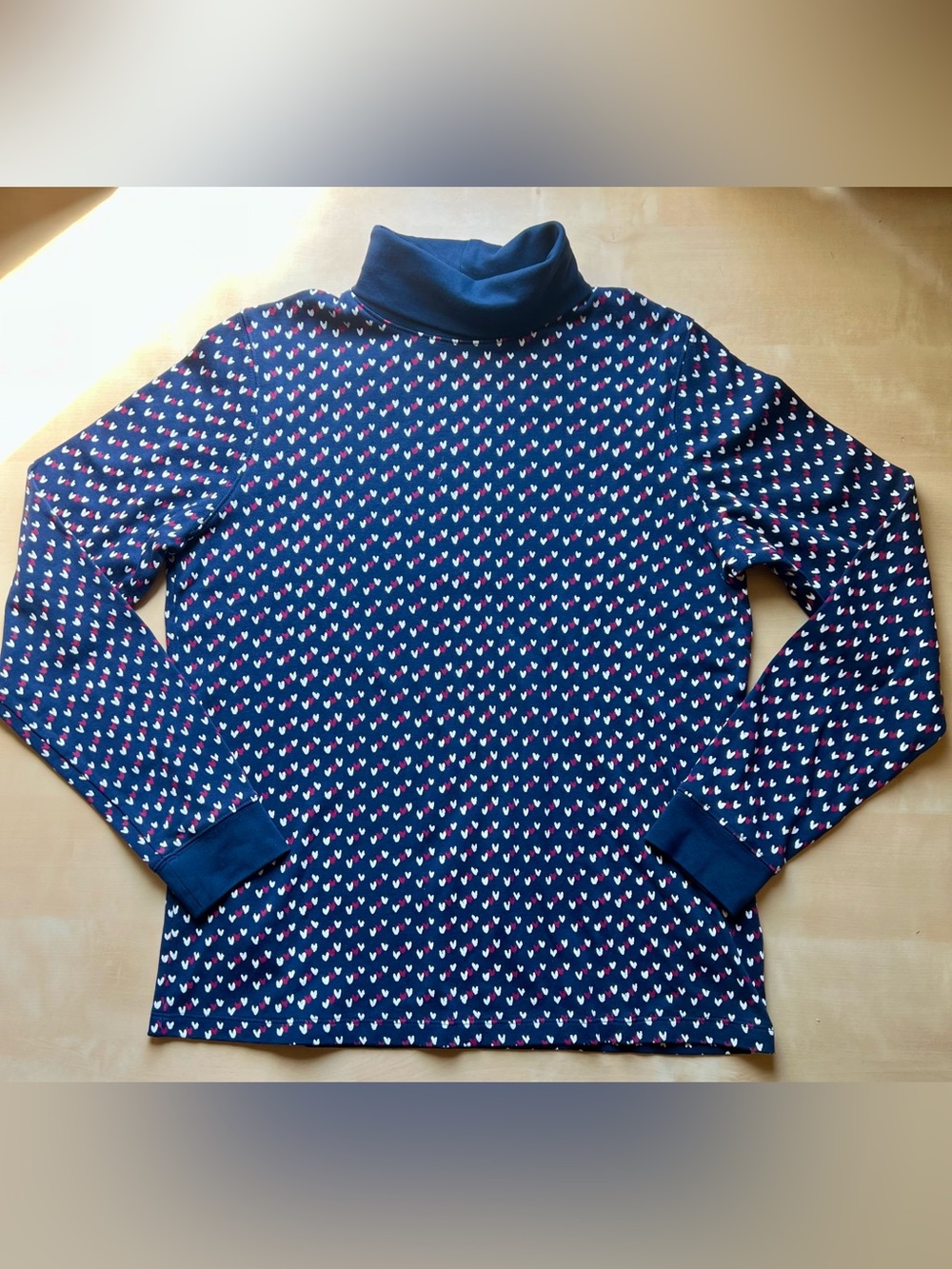 L.L. Bean Vintage Navy Blue Long Sleeve Turtleneck Tee Red & White Heart Pattern